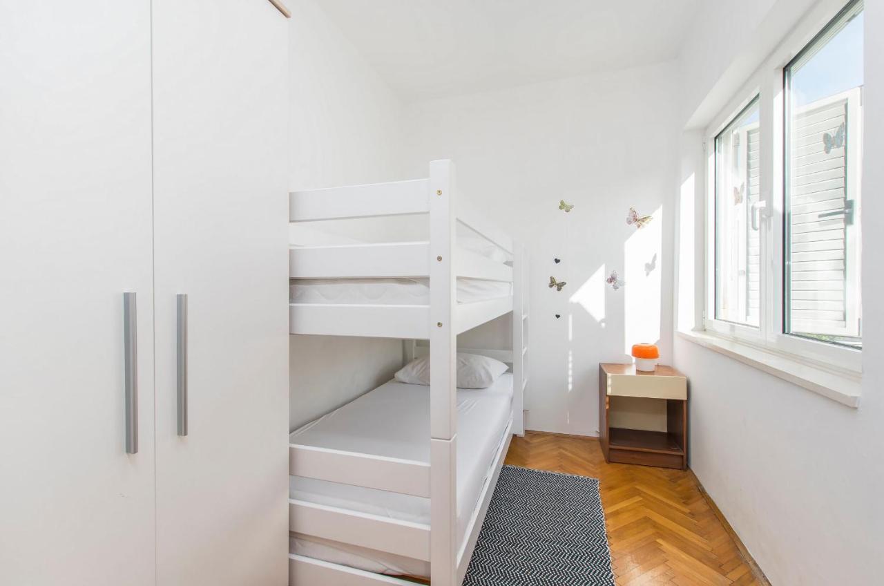 Apartment&Rooms Franka Zaboric Buitenkant foto