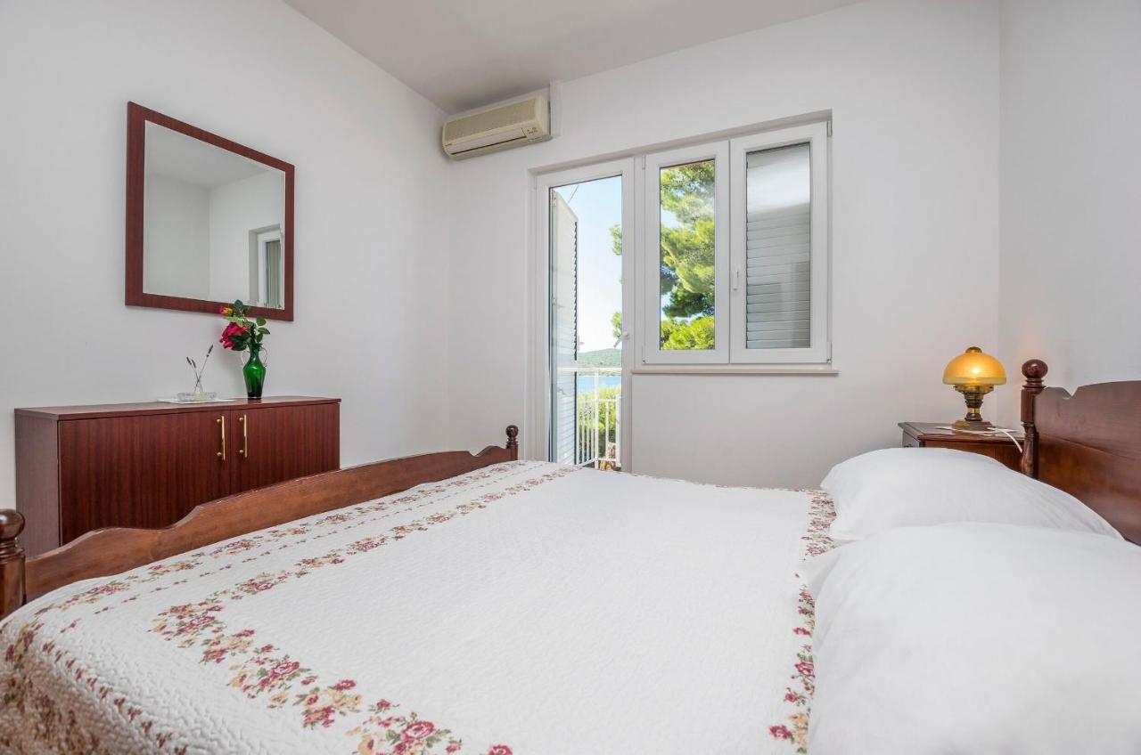 Apartment&Rooms Franka Zaboric Buitenkant foto